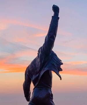 Temporary relocation of the statue